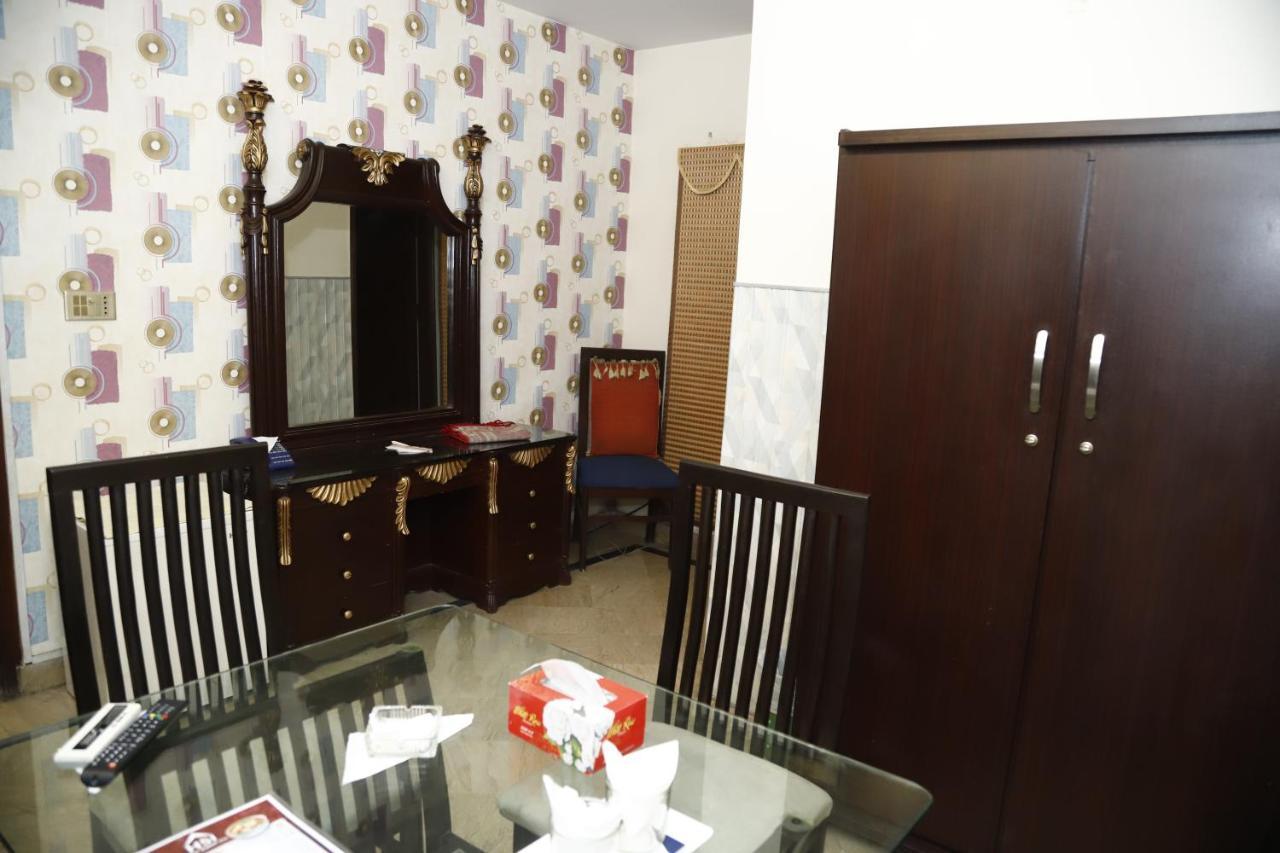 Hotel Sweet Inn Lahore Extérieur photo