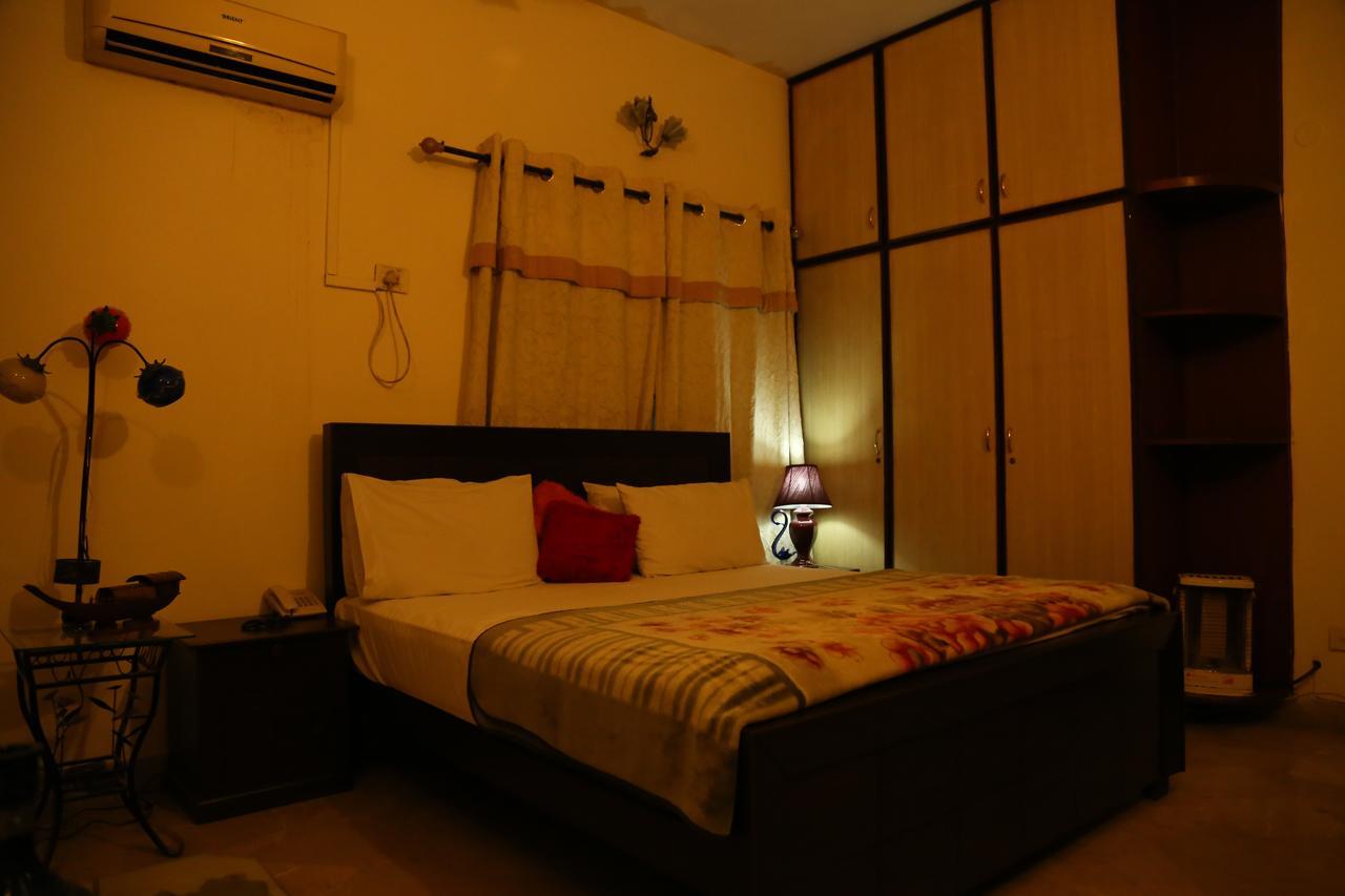 Hotel Sweet Inn Lahore Extérieur photo