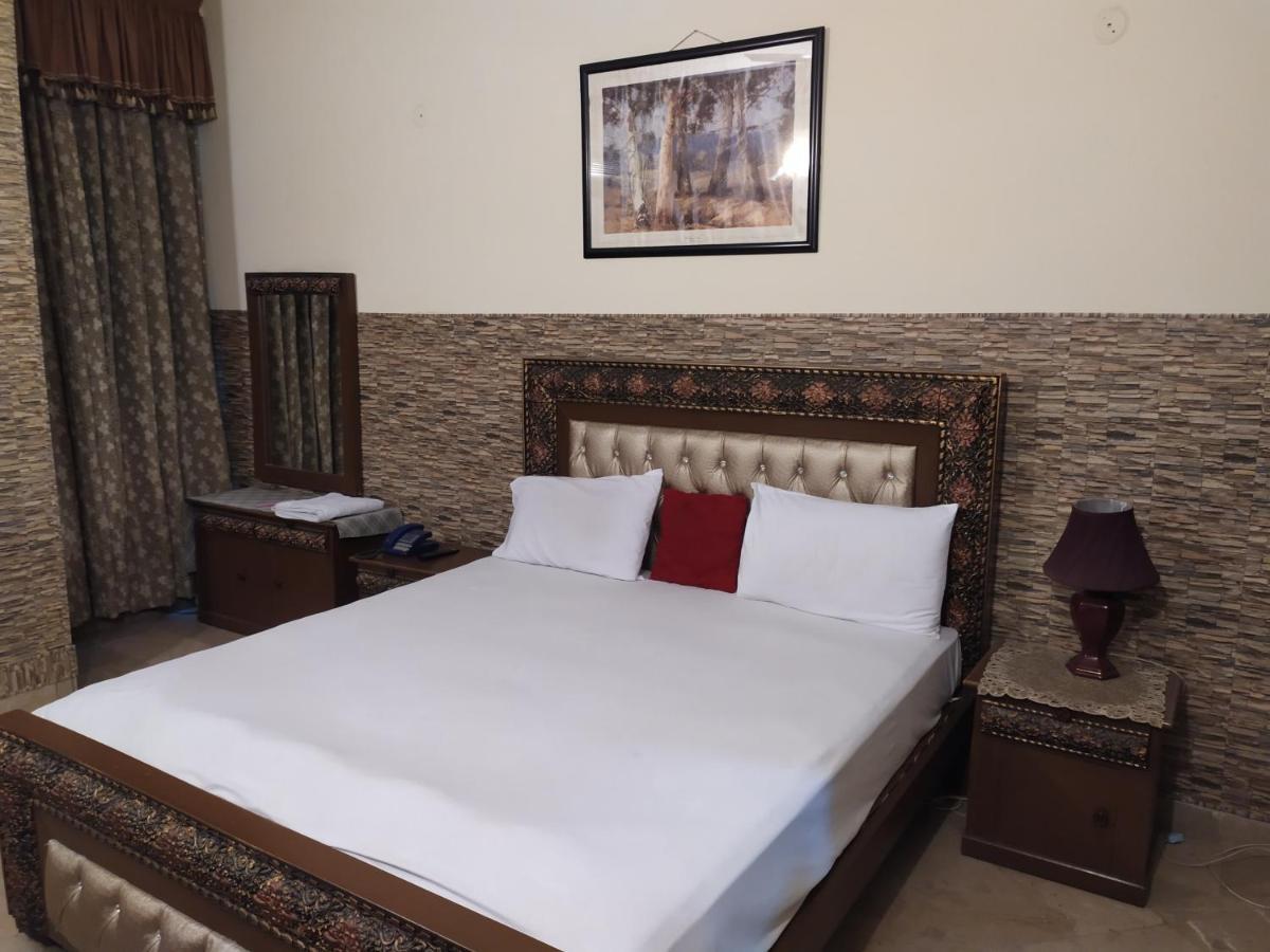 Hotel Sweet Inn Lahore Extérieur photo