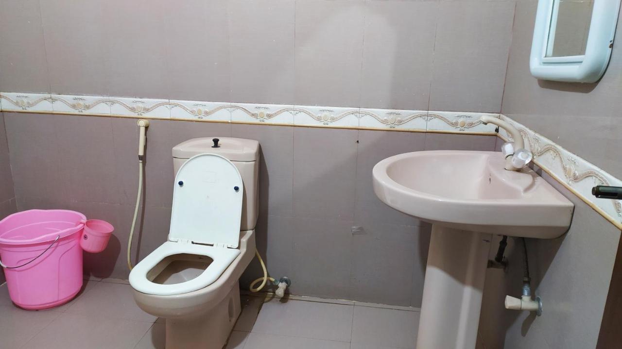 Hotel Sweet Inn Lahore Extérieur photo